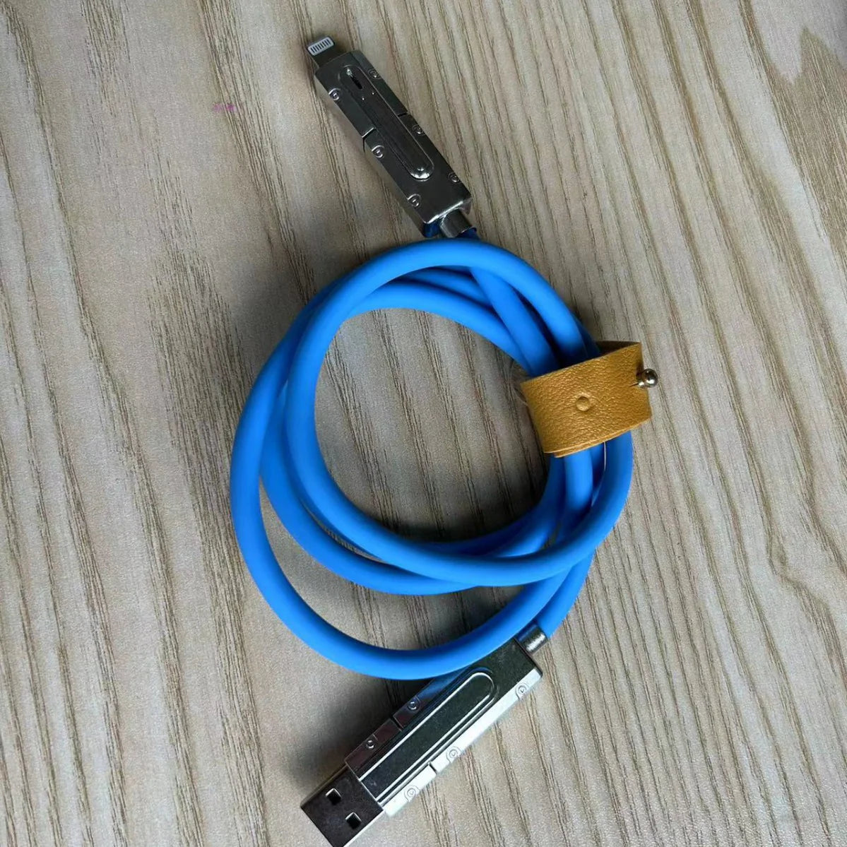 Compact Mobile 120W Rapid Charging USB Cord